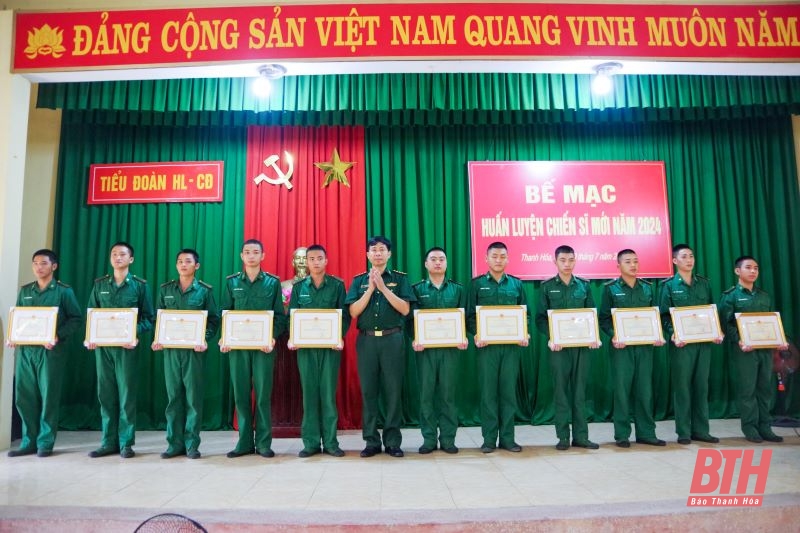 Bộ đội Biên phòng m88 link mới nhất: 140 chiến sỹ mới hoàn thành nhiệm vụ huấn luyện năm 2024