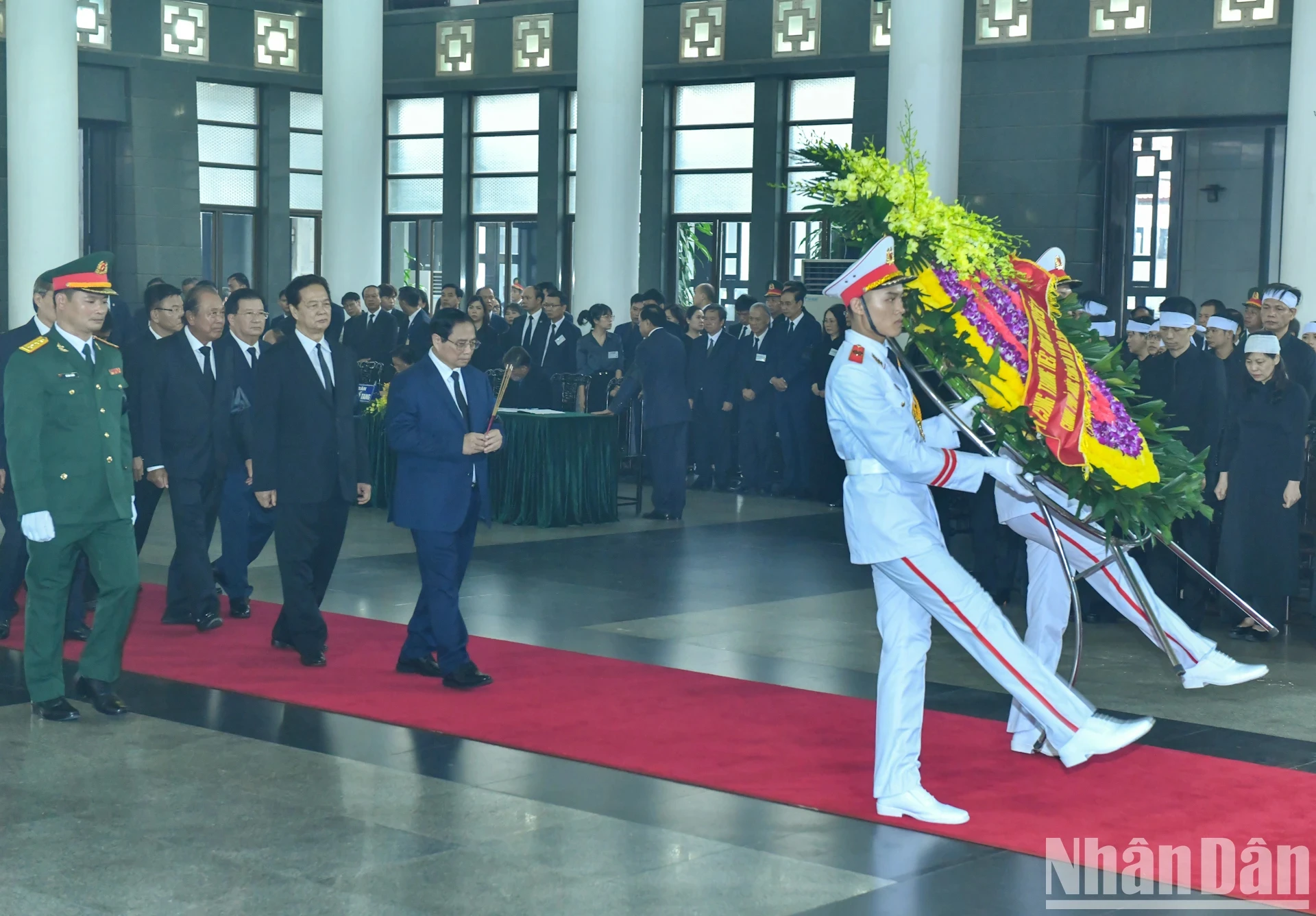 [Ảnh] Lãnh đạo Đảng, Nhà nước và Mặt trận Tổ quốc viếng Tổng Bí thư Nguyễn Phú Trọng