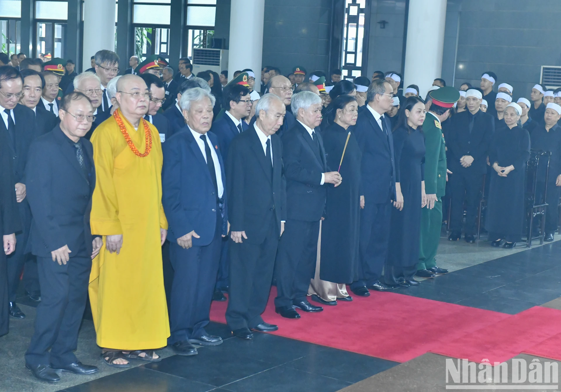 [Ảnh] Lãnh đạo Đảng, Nhà nước và Mặt trận Tổ quốc viếng Tổng Bí thư Nguyễn Phú Trọng