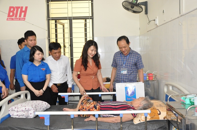 Đoàn Khối Cơ quan và Doanh nghiệp tỉnh tổ chức các hoạt động tri ân nhân kỷ niệm ngày Thương binh - Liệt sĩ