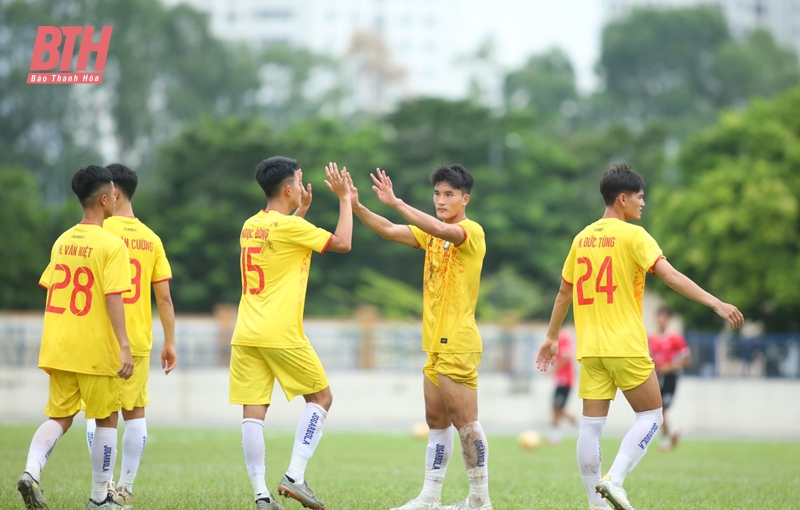 VCK Giải U21 quốc gia 2024: U21 Đông Á Thanh Hóa vươn lên dẫn đầu bảng C