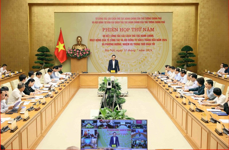 Đẩy mạnh cải cách thủ tục hành chính phục vụ người dân và doanh nghiệp