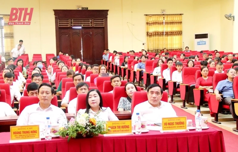 Yên Định: Tuyên dương, khen thưởng 208 giáo viên và m m88 có thành tích cao trong các kỳ thi năm 2024 