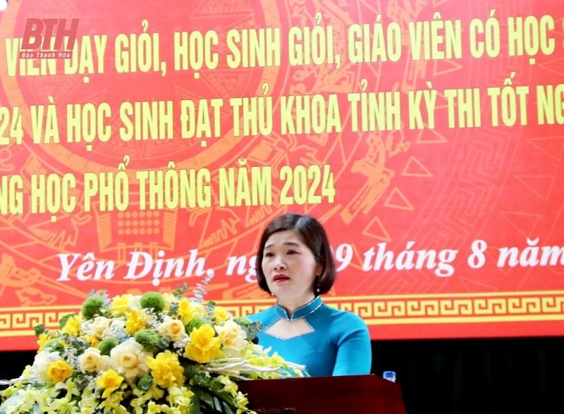 Yên Định: Tuyên dương, khen thưởng 208 giáo viên và m m88 có thành tích cao trong các kỳ thi năm 2024 