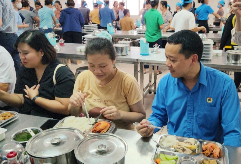 Đoàn đại biểu Liên hiệp Công đoàn Hàn Quốc thăm và làm việc với Liên đoàn Lao động tỉnh Thanh Hoá