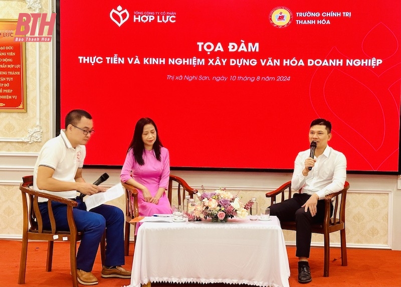 Toạ đàm “Thực tiễn và kinh nghiệm xây dựng cá cược bóng đá m88 hoá doanh nghiệp”