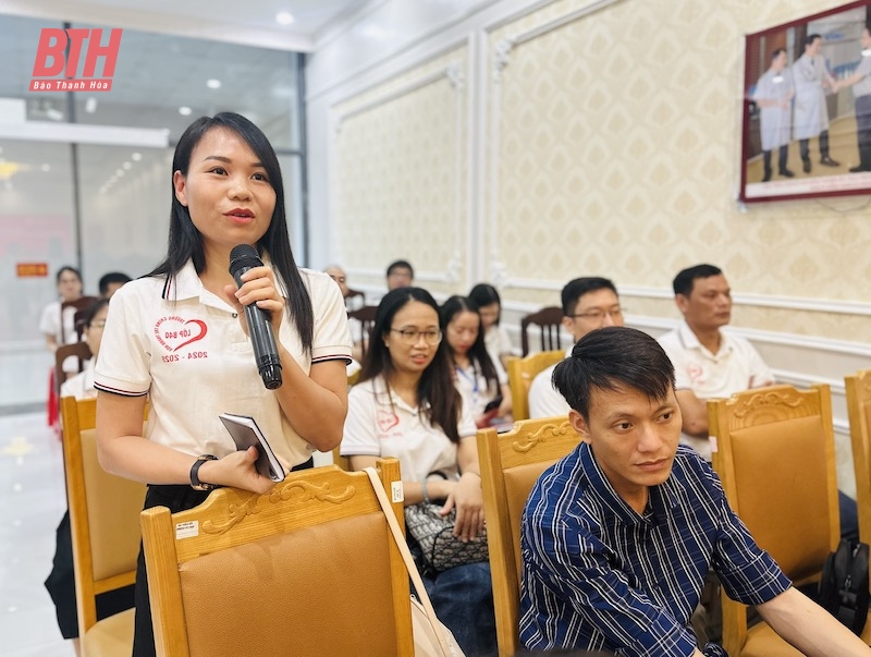 Toạ đàm “Thực tiễn và kinh nghiệm xây dựng cá cược bóng đá m88 hoá doanh nghiệp”