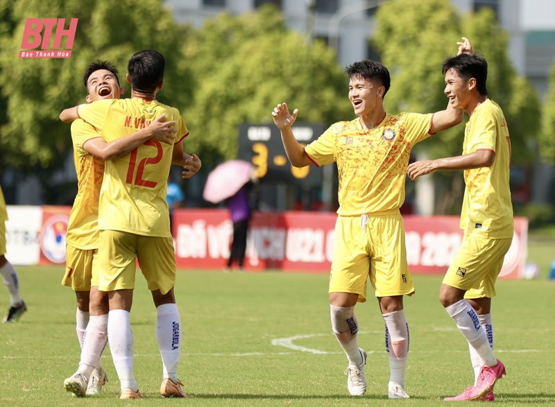 Thắng với tỷ số kỷ lục, U21 Đông Á Thanh Hóa vào bán kết Giải U21 quốc gia 2024