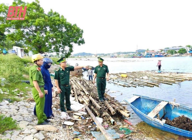 Hoàn thành tháo dỡ bè, mảng trái phép tại Khu neo đậu tránh trú bão cho tàu cá Lạch Bạng