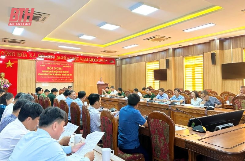 Giao ban cụm các huyện, thị xã, thành phố biên giới biển