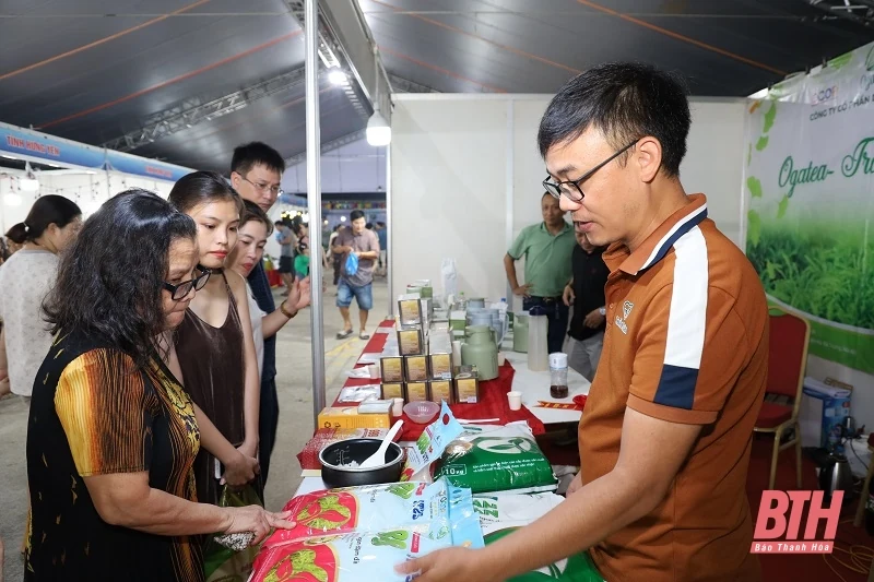 Hội tụ sản phẩm hàng hóa tiêu biểu tỉnh Thanh Hóa và khu vực phía Bắc