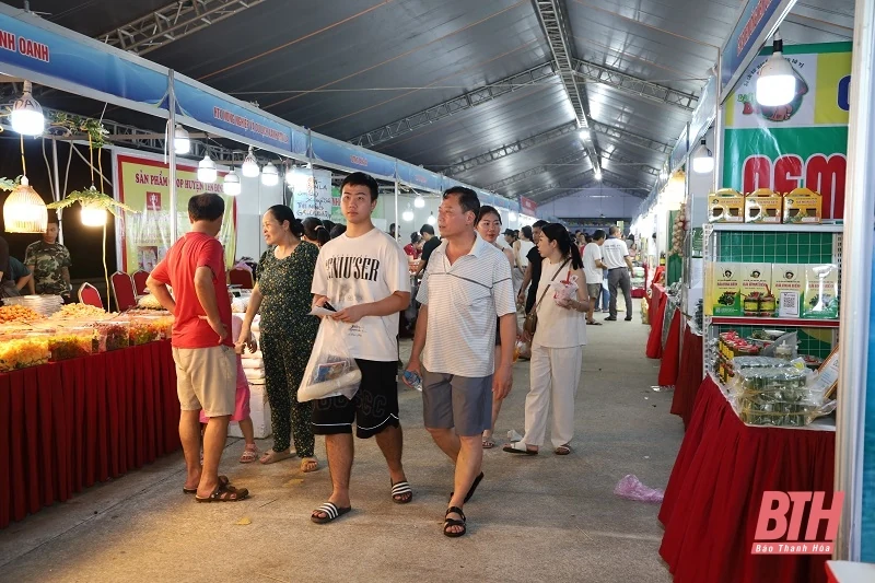 Hội tụ sản phẩm hàng hóa tiêu biểu tỉnh Thanh Hóa và khu vực phía Bắc