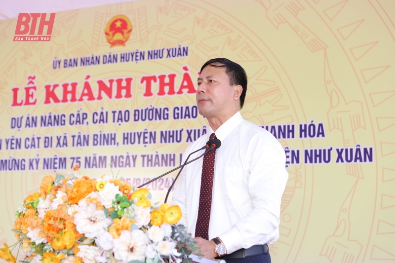Khánh thành dự án đường giao thông từ thị trấn Yên Cát đi xã Tân Bình