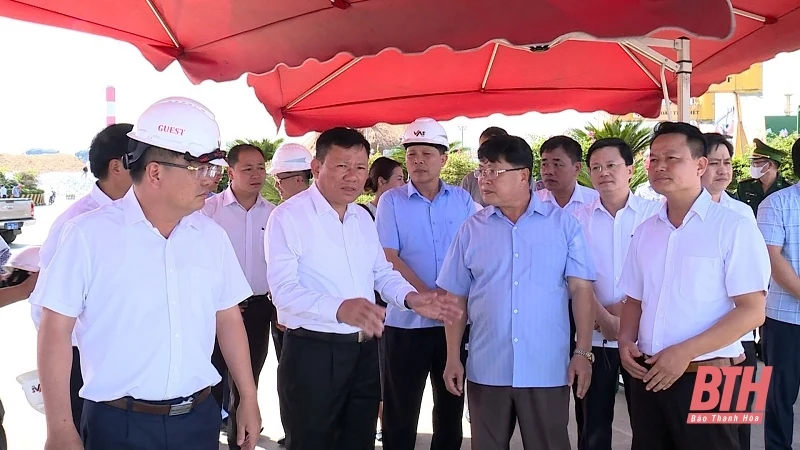 Đoàn công tác tỉnh Hủa Phăn thăm, làm việc tại Khu kinh tế Nghi Sơn