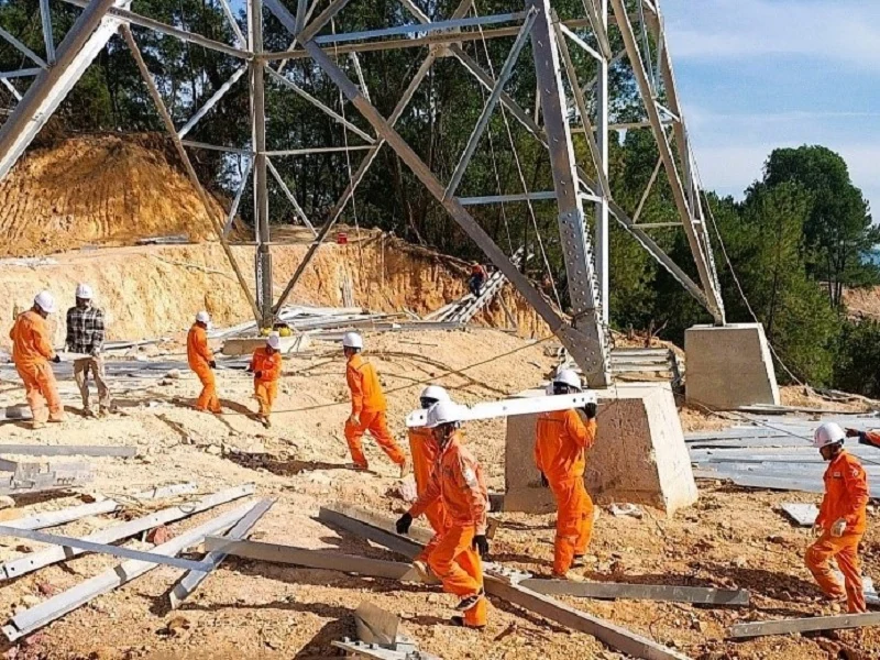 Điện lực Thường Xuân gắn công tác đoàn, phong trào thanh niên với nhiệm vụ chuyên môn
