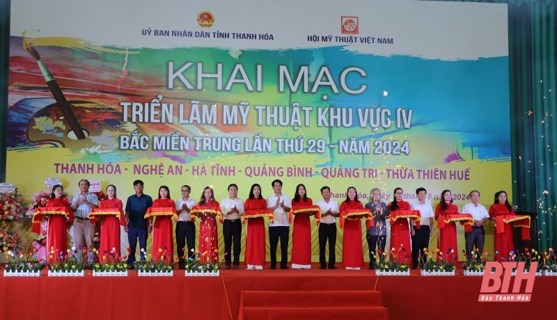 Khai mạc Triển lãm mỹ thuật khu vực IV, Bắc miền Trung lần thứ 29