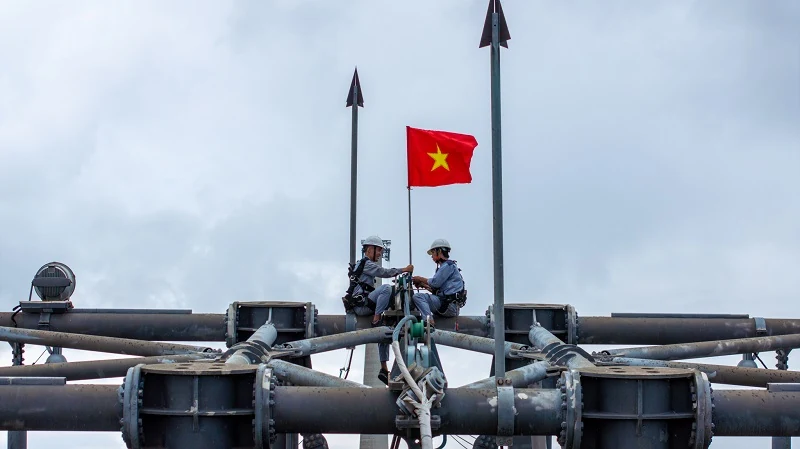 Nam đảo Phú Quốc rợp sắc cờ hoa mừng dang nhap m88