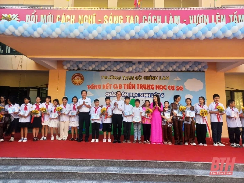 Hơn 900 nghìn học sinh Thanh Hóa hân hoan ngày tựu trường