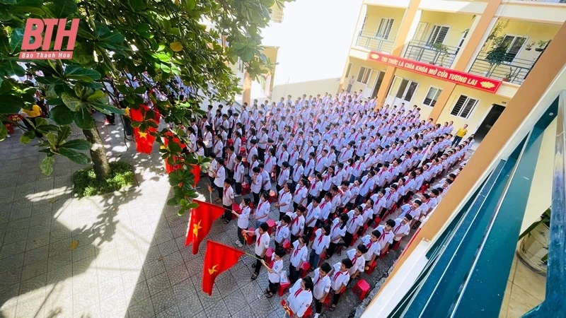 Hơn 900 nghìn học sinh Thanh Hóa hân hoan ngày tựu trường