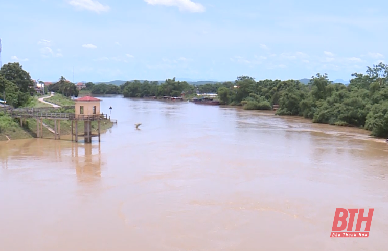 [Cập nhật] - Mưa lũ tại Thanh Hóa: Thêm 1 tàu cá của ngư dân Thanh Hóa bị chìm khi tránh trú bão số 3