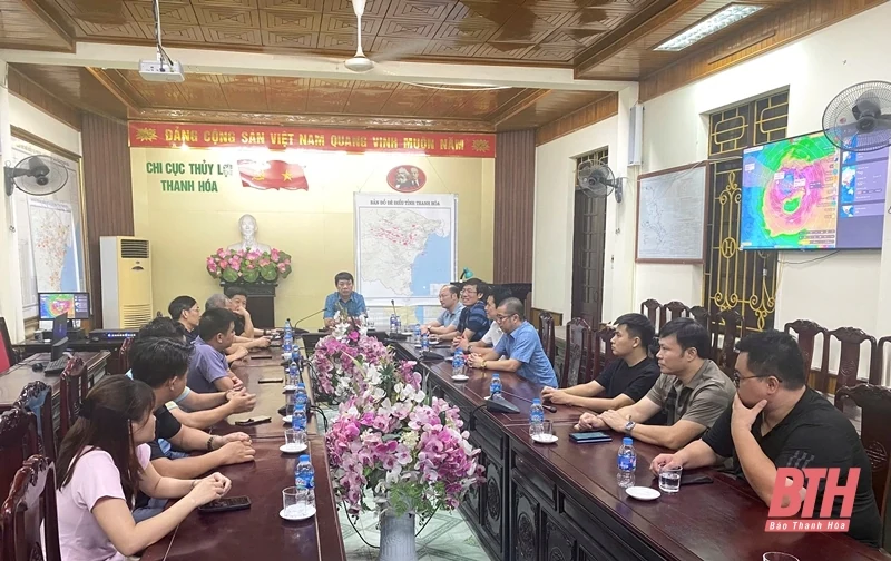 “Xuyên đêm” trực bão số 3