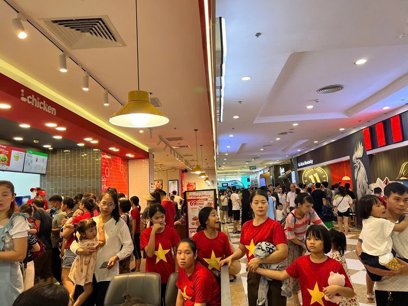 Hơn 3 triệu lượt khách chọn TTTM Vincom vui chơi, mua sắm dịp Quốc Khánh