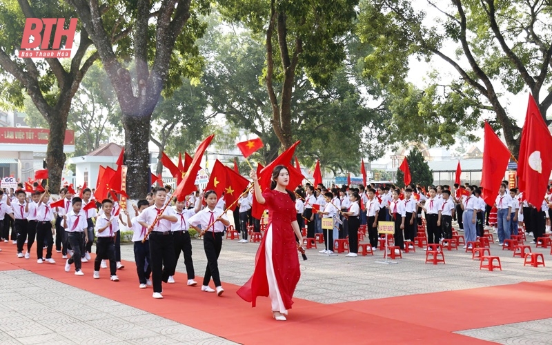 Hân hoan ngày hội khai trường