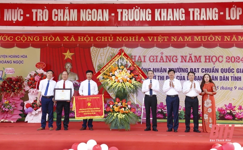 Hân hoan ngày hội khai trường