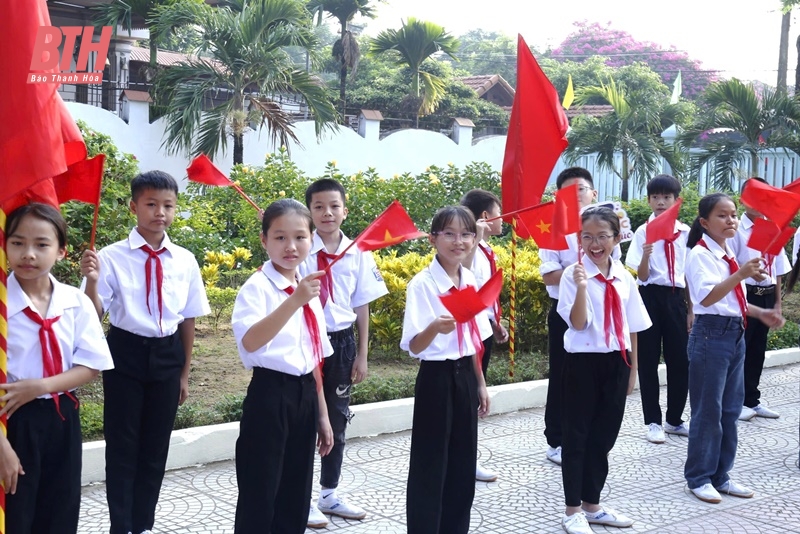 Hân hoan ngày hội khai trường