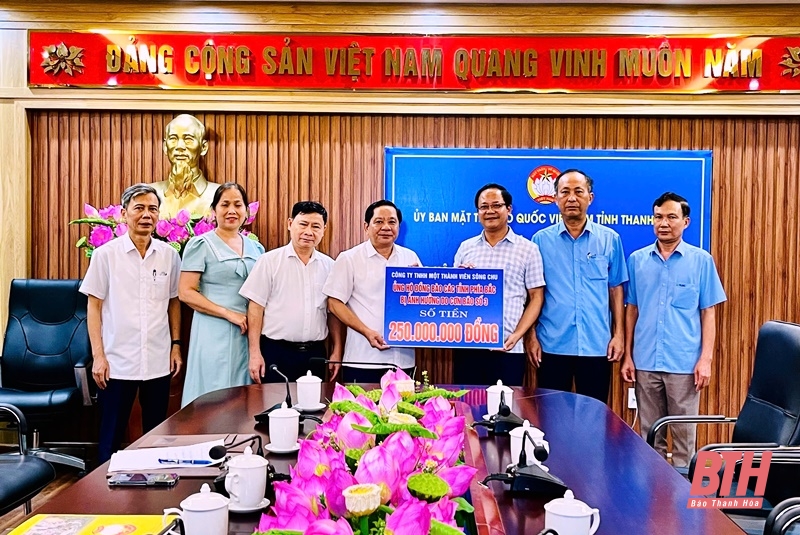 Ủy ban MTTQ tỉnh tiếp nhận ủng hộ đồng bào bị thiệt hại do bão số 3