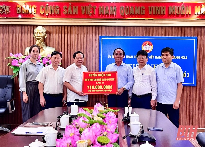Ủy ban MTTQ tỉnh tiếp nhận ủng hộ đồng bào bị thiệt hại do bão số 3
