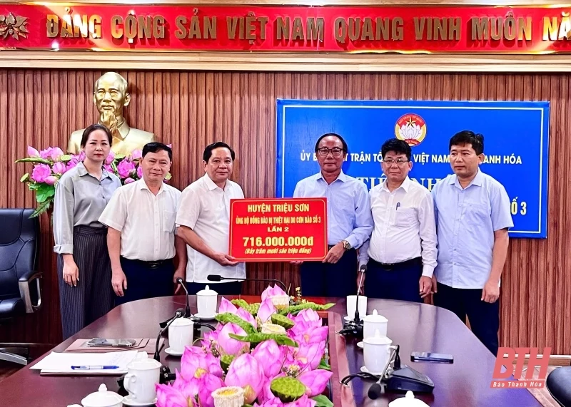 Ủy ban MTTQ tỉnh tiếp nhận ủng hộ đồng bào bị thiệt hại do bão số 3