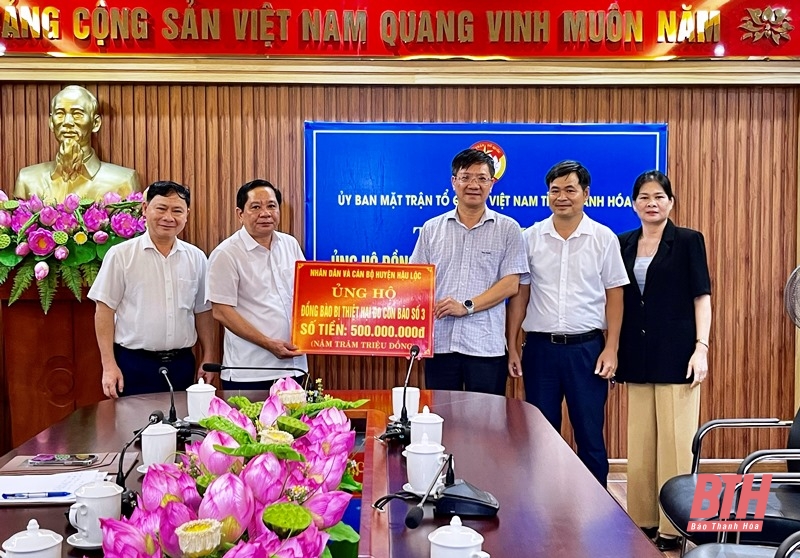 Ủy ban MTTQ tỉnh tiếp nhận ủng hộ đồng bào bị thiệt hại do bão số 3
