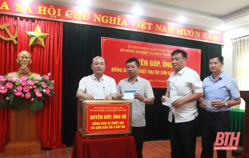 Sở link vào m88 bhki nghiệp và Phát triển link vào m88 bhki thôn ủng hộ đồng bào bị thiệt hại do bão số 3