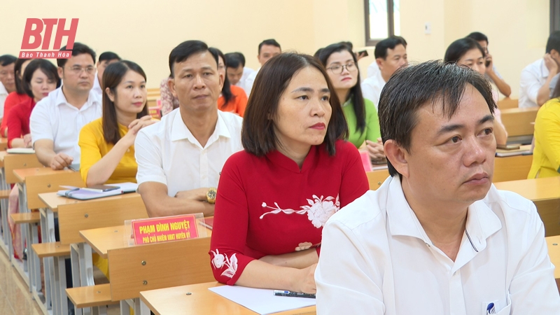 Quảng Xương: Khai giảng lớp bồi dưỡng cán bộ dự nguồn Ban chấp hành Đảng bộ huyện, nhiệm kỳ 2025-2030