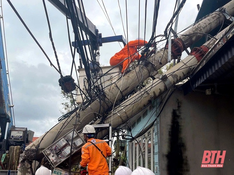 Công ty Điện lực Thanh Hóa tham gia hỗ trợ khắc phục hậu quả sau bão số 3 tại Quảng Ninh, Hải Phòng