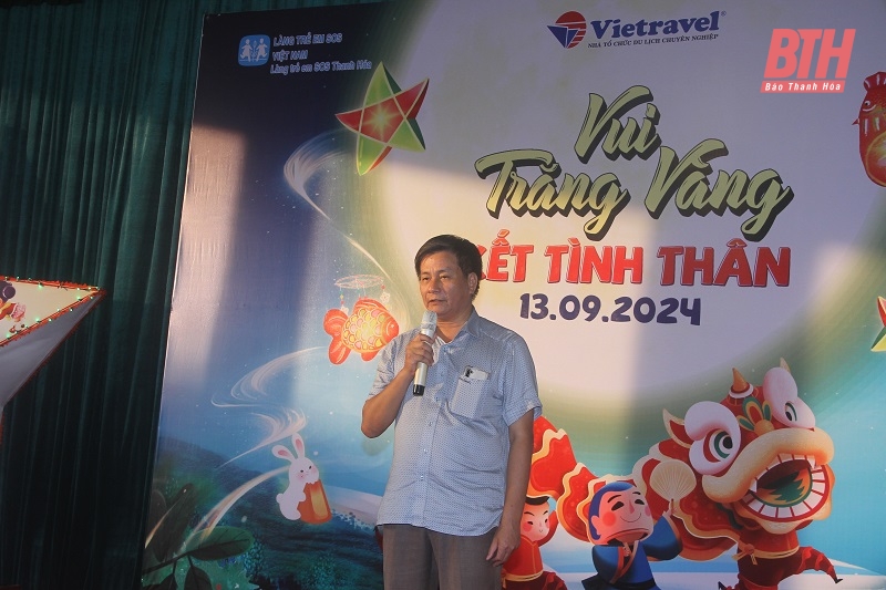 Vietravel Thanh Hóa trao quà cho các cháu Làng trẻ em SOS Thanh Hóa nhân dịp Tết Trung thu