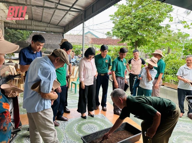 Đoàn đối tác viện trợ Dự án và Ban Quản lý Dự án xử lý rác thải Trung ương Hội Nông dân Việt Nam thăm và làm việc tại Thanh Hóa