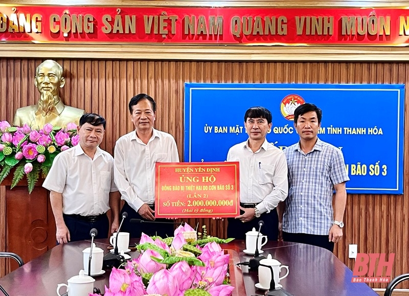 Ủy ban MTTQ tỉnh tiếp nhận ủng hộ đồng bào bị thiệt hại do bão số 3