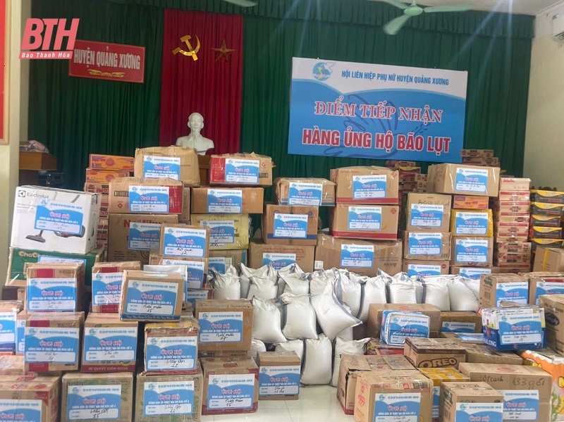Hội LHPN thị xã Nghi Sơn và Quảng Xương trao hỗ trợ nhân dân các tỉnh Lào Cai, Yên Bái tổng trị giá gần 1,3 tỷ đồng