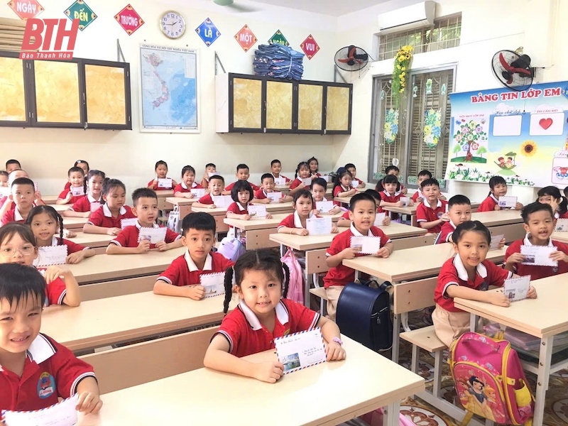Trường Tiểu học Ba Đình quyên góp hơn 163 triệu đồng ủng hộ đồng bào vùng lũ