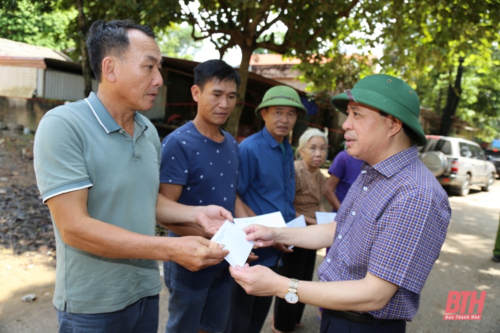 Phó Bí thư Thường trực Tỉnh uỷ Lại Thế Nguyên kiểm tra tình hình ứng phó với thiên tai tại Thạch Thành