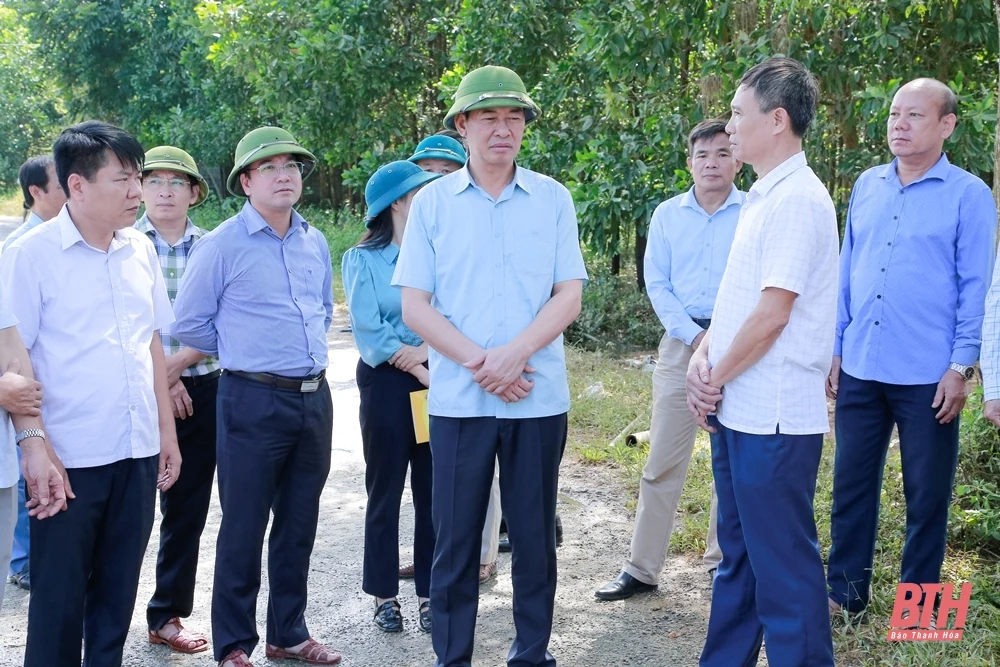 Phó Bí thư Tỉnh ủy Trịnh Tuấn Sinh kiểm tra công tác khắc phục mưa lũ tại Thường Xuân