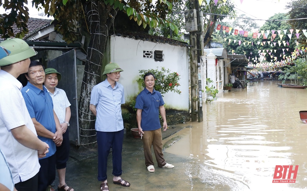 Chủ tịch UBND tỉnh Đỗ Minh Tuấn kiểm tra công tác phòng, chống thiên tai tại huyện Bá Thước, Cẩm Thủy