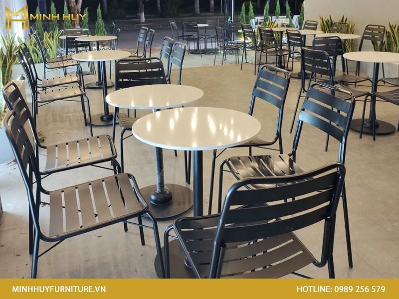 Minh Huy Furniture cung cấp bàn cafe theo yêu cầu