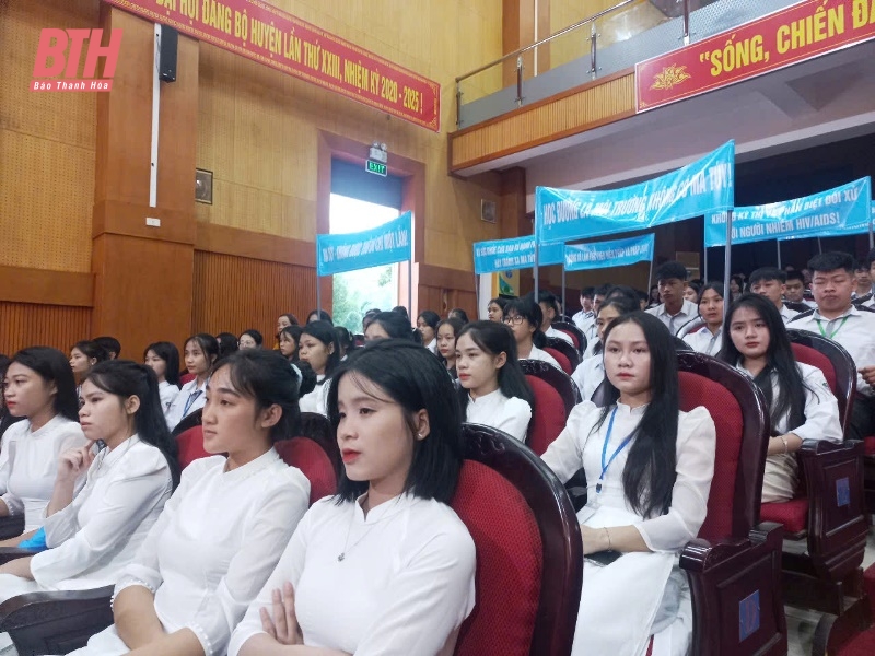 Phát động triển khai tháng cao điểm về phòng, chống tội phạm, vi phạm pháp luật, HIV/AIDS, ma túy, mại dâm đợt 1 trong ngành Giáo dục