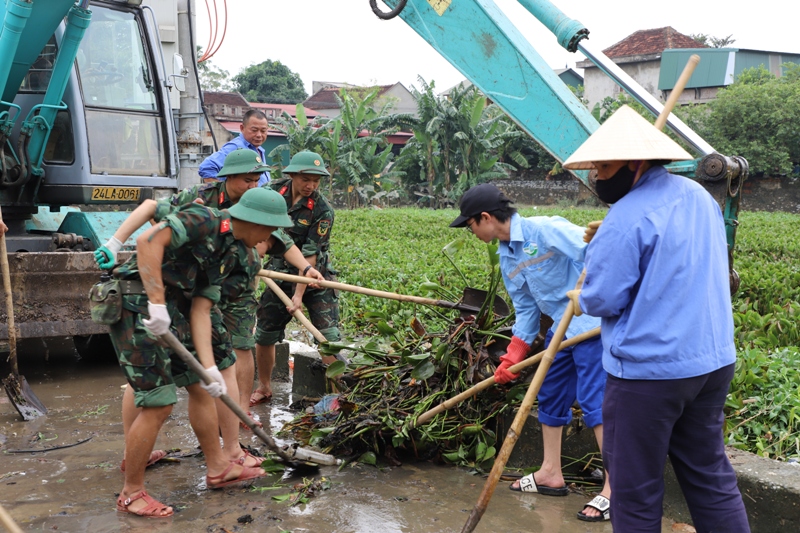 Cuộc sống trở lại ở vùng ngập TP Thanh Hóa