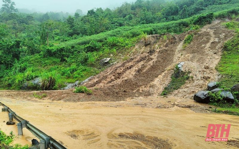 Công điện của UBND tỉnh về việc tập trung ứng phó với mưa lớn, lũ, sạt lở đất, lũ quét, ngập lụt