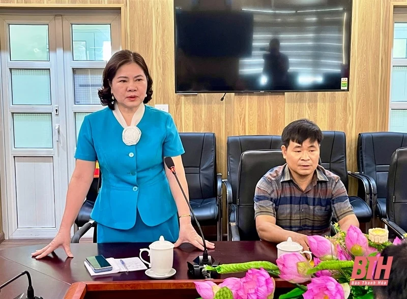Huyện Hậu Lộc trao 2 tỷ đồng (lần 3) ủng hộ đồng bào phía Bắc bị thiệt hại do bão số 3