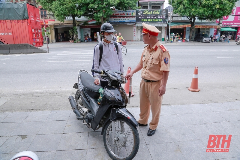 Quảng Xương: Ghi nhận những ngày đầu thực hiện cao điểm đảm bảo an toàn giao thông cho lứa tuổi đăng ký m88